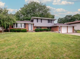 205 Ridge Rd, Shorewood, IL 60404