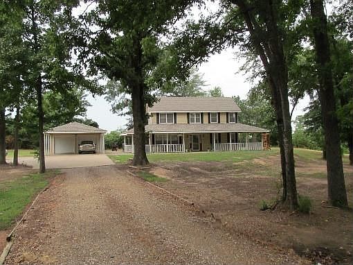 2nd image of 221 County Road 4449