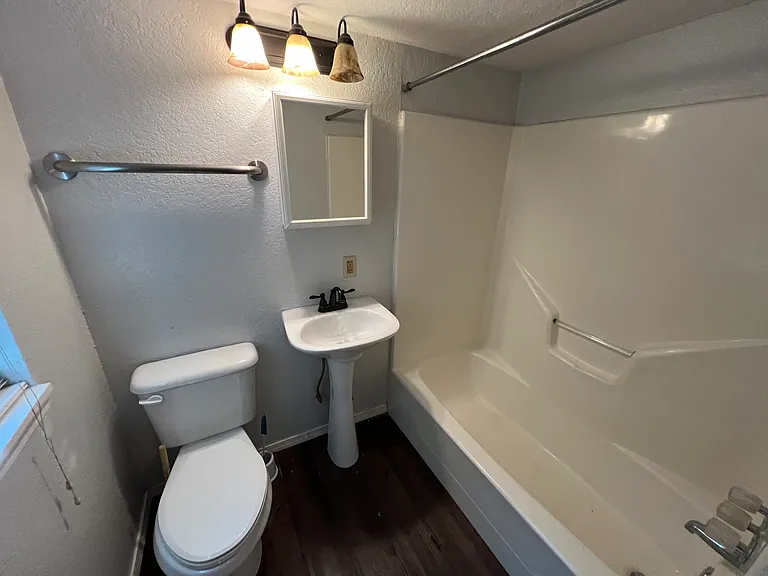 217 E Ayers St #1 — Photo 6