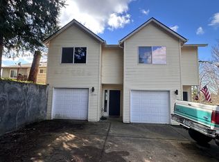 39284 Hood St, Sandy, OR 97055