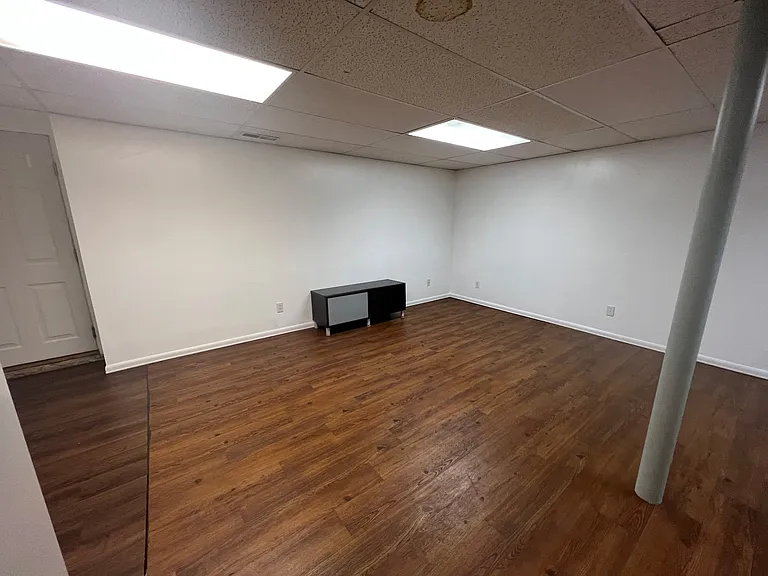 428 E Wendell Way — Photo 6