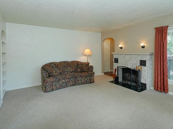 419 Territorial Rd-104