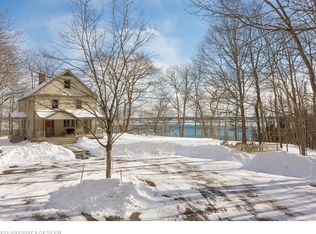 238 Flying Point Rd, Freeport, ME 04032