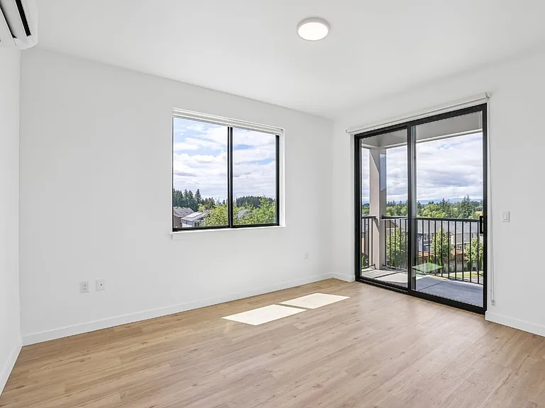 Brand-new 3-Bed, 2-Bath luxury single-level apartment! Bright, open-concept living with modern fi... — Photo 25