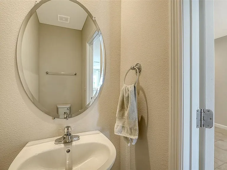 14244 Crimson Ave — Photo 22
