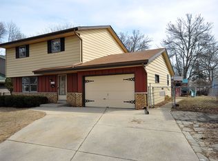 3952 S Kingan Ave, St Francis, WI 53235