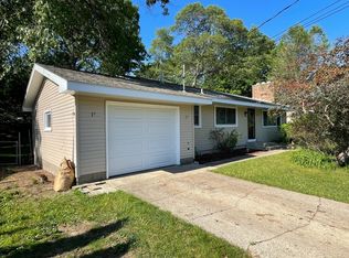 1855 Castle Ave, Norton Shores, MI