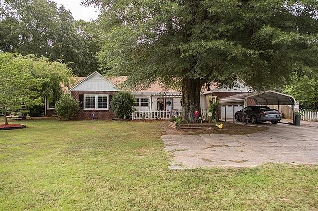 1st image of 2670 N Olivers Xrd