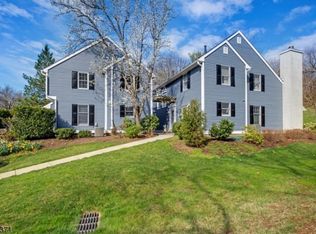 128 Countryside Dr, Basking Ridge, NJ 07920