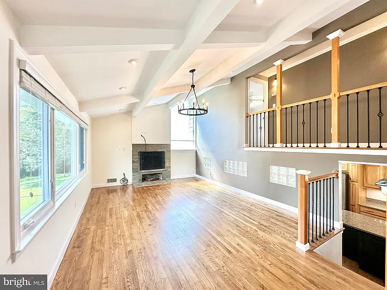 2304 McAuliffe Dr — Photo 11