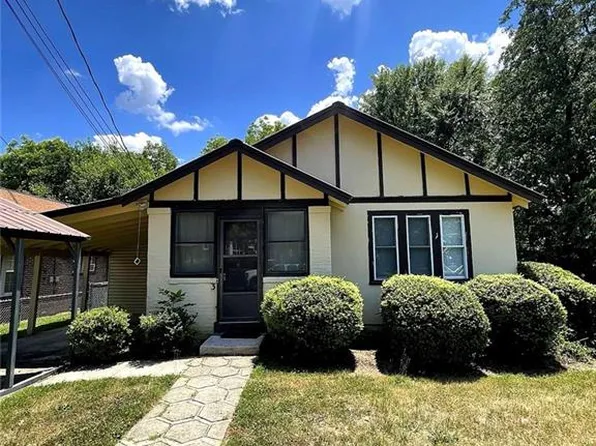 3 2nd Ave, Thomasville, NC 27360