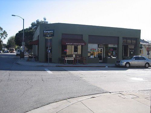2nd image of 148 E Colorado Blvd