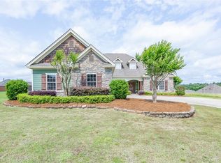 537 Weatherby Trl, Prattville, AL 36067