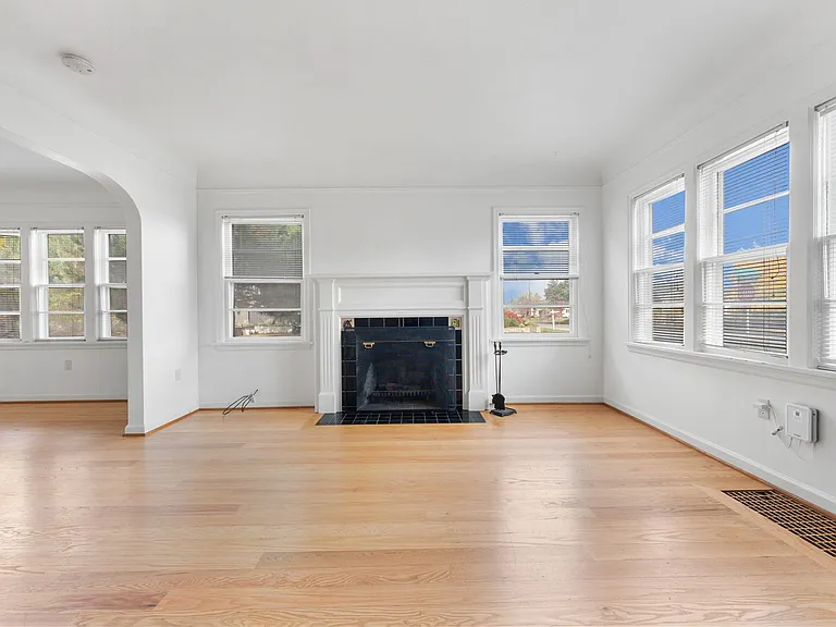 5937 N Denver Ave — Photo 15