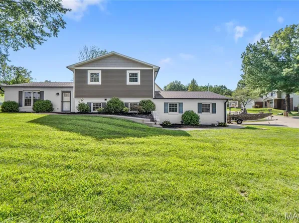 1305 Ashland Hills Dr, Cape Girardeau, MO 63701