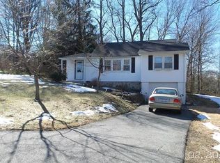 2 Buena Vista Ave, Cortlandt Manor, NY 10567