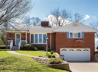 414 Summit Dr, Mt Lebanon, PA 15228