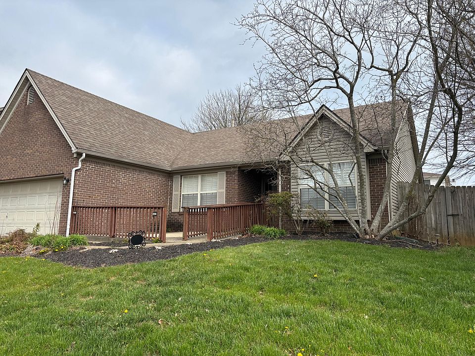 1st image of 215 Mallard Dr