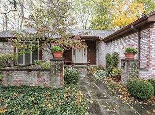 27 Tobey Brk, Pittsford, NY 14534