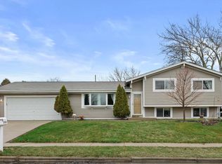 5306 65th Pl, Kenosha, WI 53142