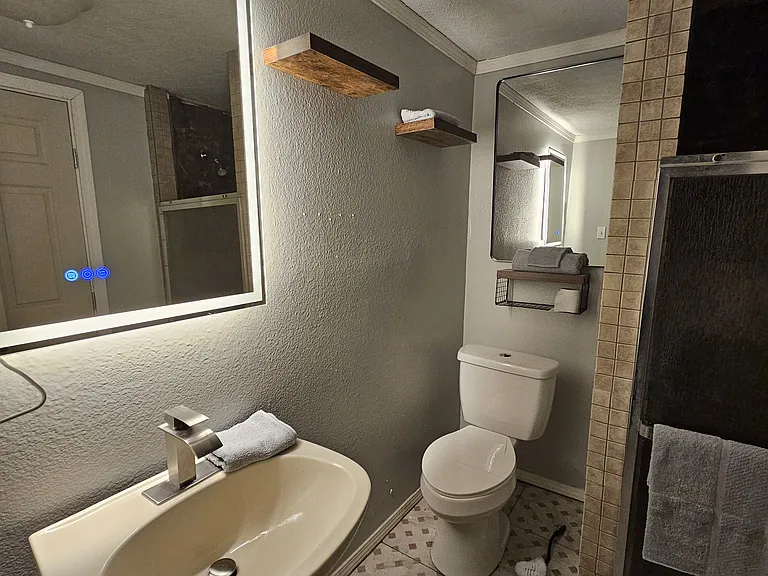4957 Forest Hill Rd — Photo 11