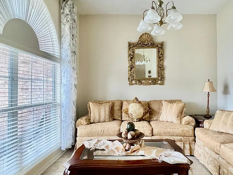 3258 Woodglen Dr — Photo 9