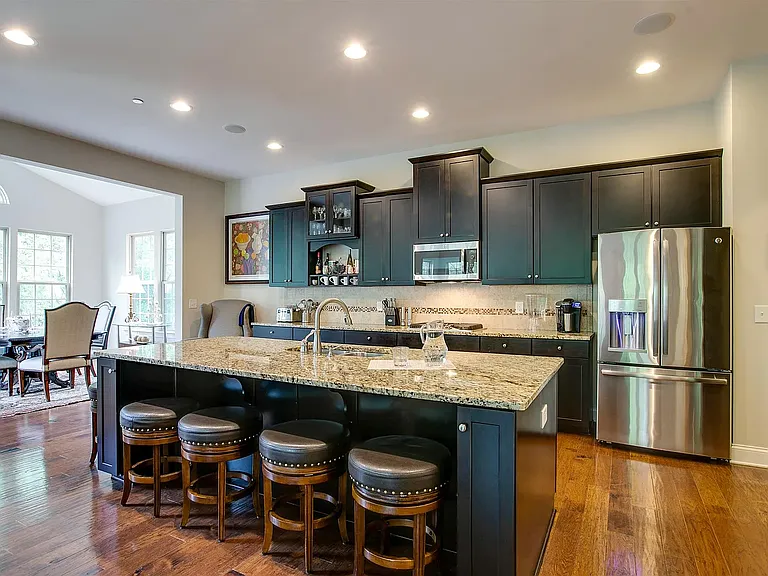 103 Stream Valley Blvd — Photo 5