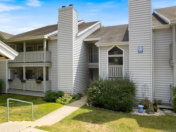 15 Crown Knoll Court Unit #37, Groton, CT 06340