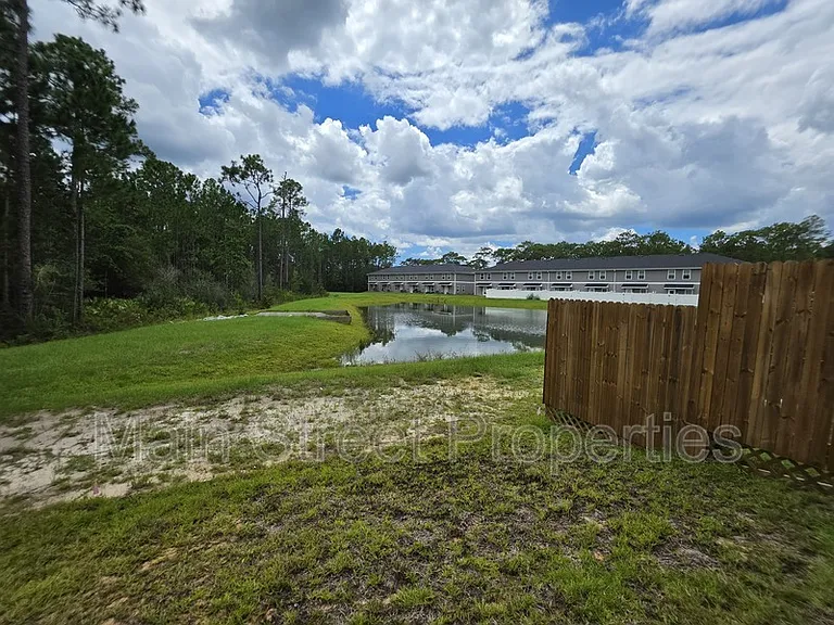 9011 Golden Eye Dr — Photo 23