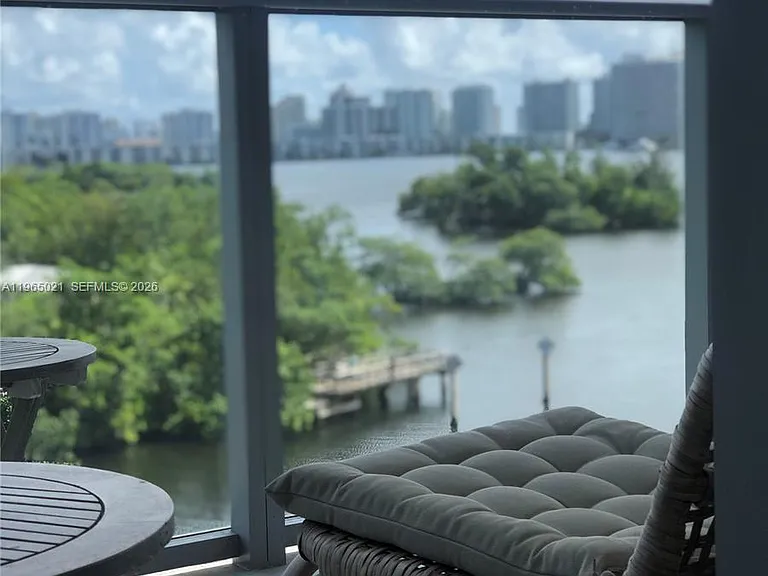 16385 Biscayne Blvd #507 — Photo 27