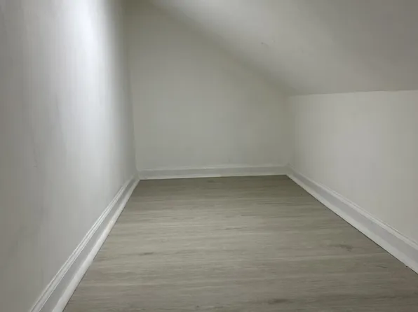 28 Linden Avenue image 1 of 17