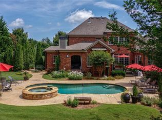 1010 Cascade Run Ct, Suwanee, GA 30024