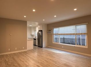 7555 De Longpre Ave #10, Los Angeles, CA 90046