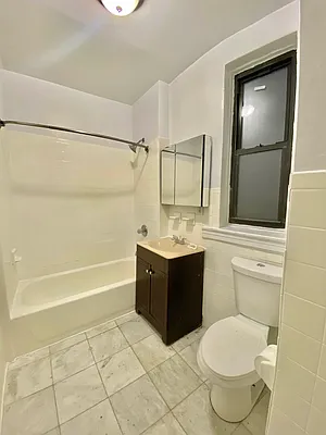 Rented by Waverly Realty Associates | media 20