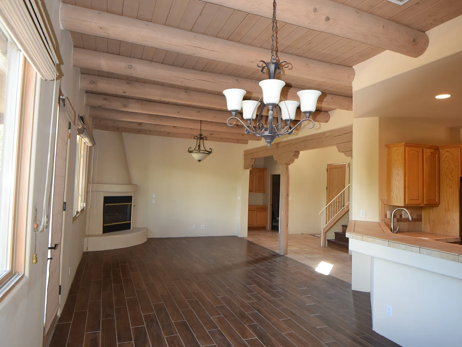 1753 Ridgepoint Loop — Photo 4