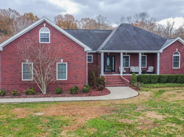 63 Royal Park Dr, Calvert City, KY 42029