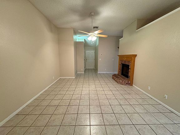 2nd image of 3303 Trey St