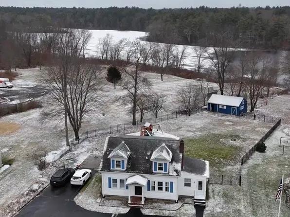 78 Mansfield Ave, Norton, MA 02766