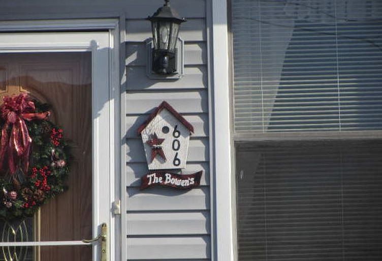 2nd image of 606 Pontiac Ave