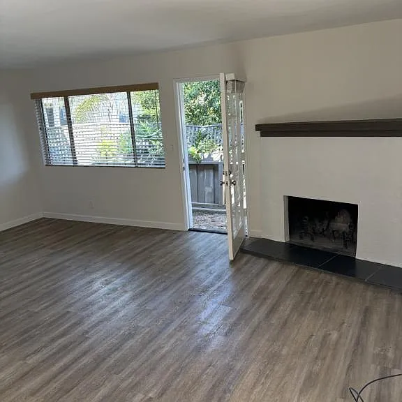 521 E Arrellaga St #1 — Photo 2