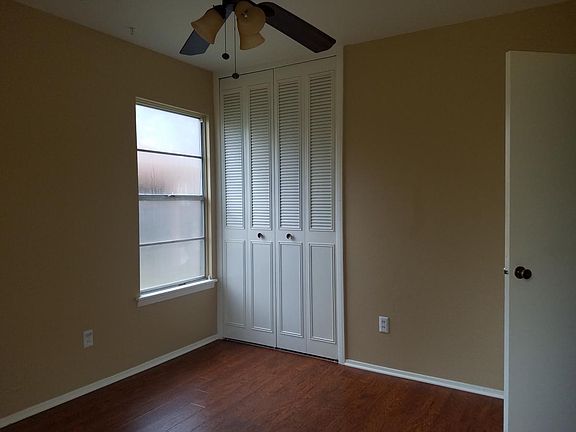 5th image of 415 Kopplow Pl