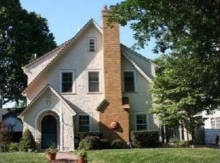 408 W Dartmouth Rd, Kansas City, MO 64113