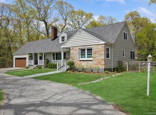 45 Woodland Drive, Smithtown, NY 11787