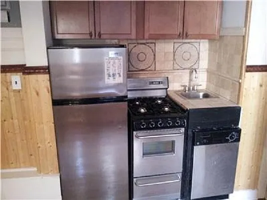 Rented by Keller Williams NYC | media 43