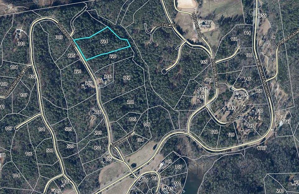 2nd image of 224 Vineyard Park
