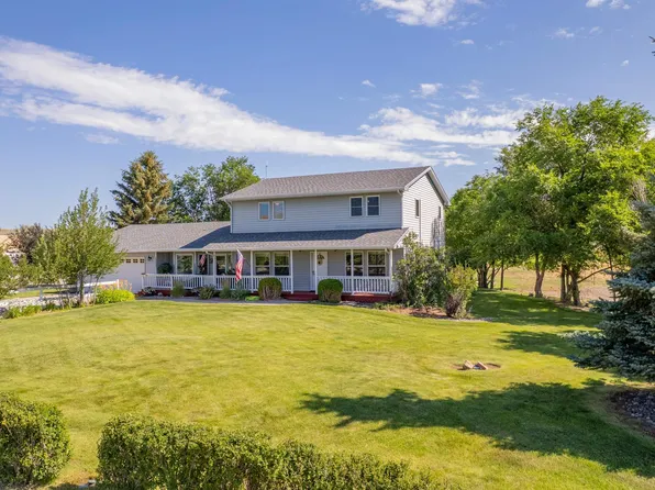 14 Beacon Dr, Cody, WY 82414