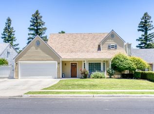 917 N Chapel Hill Ave, Clovis, CA 93611