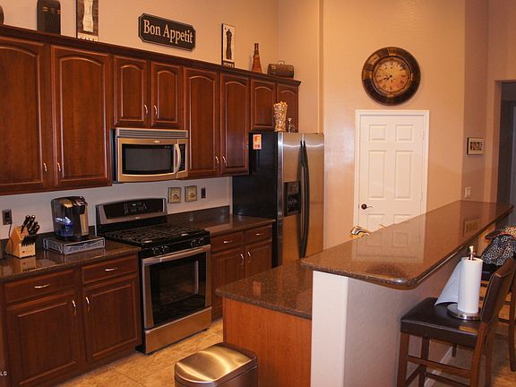 5th image of 2405 E Sequoia Dr