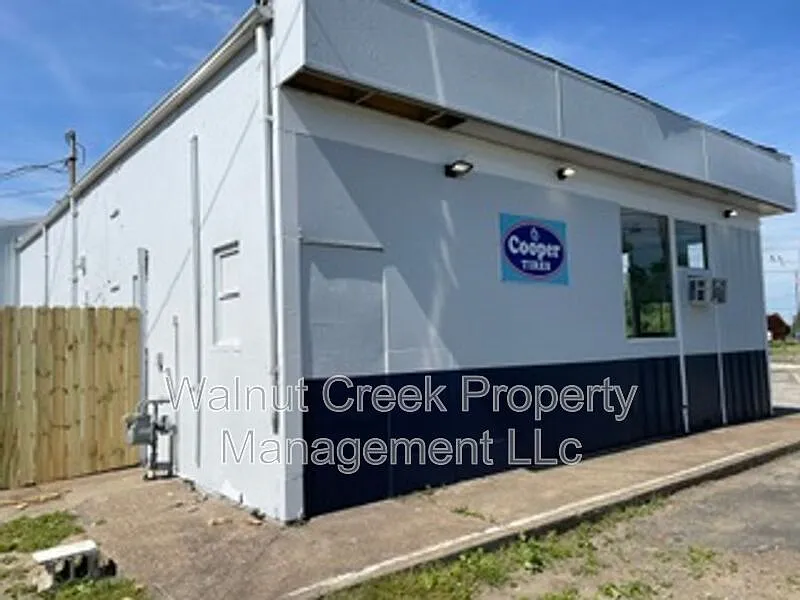 6015 Lake Ave #SUTTON STATION FORME