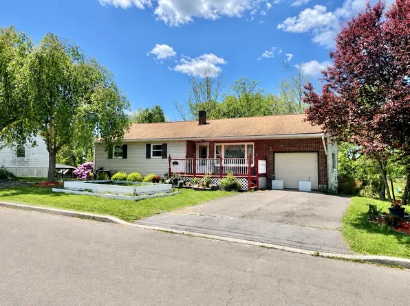 12 Brookside Ave W, Apalachin, NY 13732